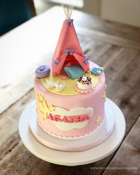 Sleepover Party Cake, Slumber Party Birthday Cake, Sleepover Cakes, Slumber Party Cake, Sleepover Cake, Baking Photos, Party Cake Ideas, Camping Cake, Slumber Party Birthday