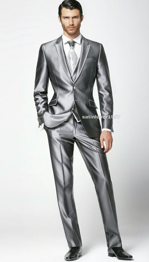 Satin Dress Outfit, Hunger Games Outfits, Mens Lookbook, Silver Suit, Satin Suits, Grey Suit Men, Prince Clothes, Satin Suit, Evening Suit