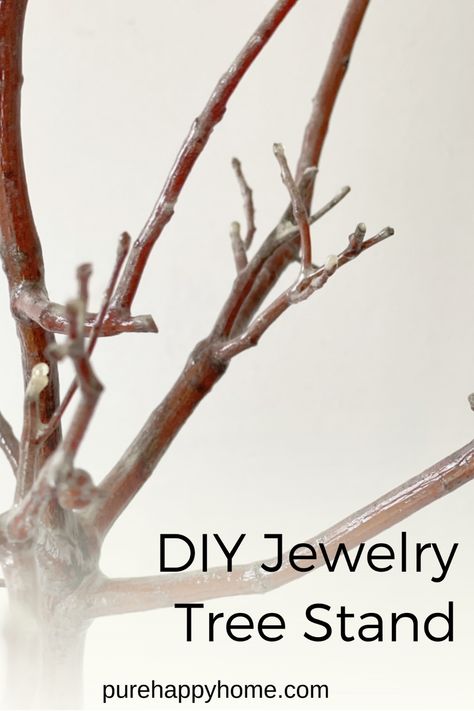 Diy Jewelry Tree Display, Branch Earring Display, Diy Jewelry Tree Stand, Diy Tree Jewelry Holder, Display Necklaces Craft Show, Wooden Jewelry Stand Diy, Diy Jewelry Stand Necklace Display, Craft Display Stand, Necklace Stand Diy