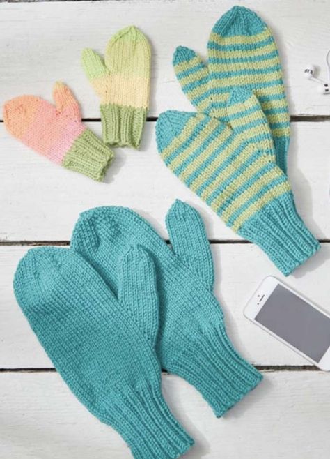 The one mitten pattern you’ll ever need – KNITmuch All Free Knitting, Knitting Mittens, Red Heart Super Saver Yarn, Knitting Patterns Boys, Knitted Mittens Pattern, Knitted Mittens, Red Heart Patterns, Crocheting Ideas, Knitting Tips