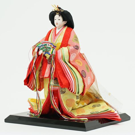 An empress hina doll dressed in junihitoe. Hina Dolls, Heian Era, Japanese Dolls, Doll Dress, Art Inspo, Japan, Dolls, Disney Princess, Disney Characters