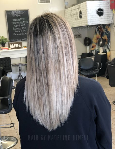 Full babylight & balayage on naturally dark hair Spring Hair, Spring Hairstyles, Dark Hair, Balayage, Long Hair Styles, Hair Styles, Hair, Beauty