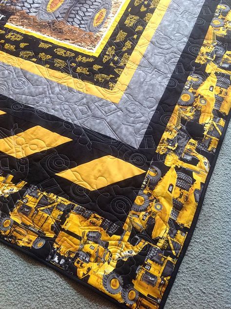 construction-quilt,caterpillar heavy hauler quilt, truck quilt, sewing,quilting,craft Excavator Quilt Pattern, Construction Quilt, Truck Quilt, Tractor Quilt, Hauler Truck, Farm Quilt Patterns, Baby Boy Quilt Patterns, Quilt Collection, Boys Quilt Patterns