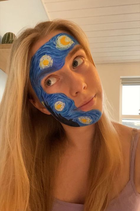 Tried to recreate "The Starry Night" by Vincent van Gogh on my face Van Gogh Face, Painting Face, Van Gogh Painting, The Starry Night, Van Gogh Paintings, Face Art, Vincent Van Gogh, Face Painting, Van Gogh