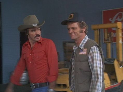 Bandits Costume, Bandit Trans Am, Jerry Reed, The Bandit, Smokey And The Bandit, Outlaw Country, Burt Reynolds, Country Humor, Old Shows