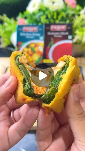 Girish Chhabria on Instagram: "Palak Paneer Pakoda ! Do support us and do like, share, comment and tag your friends and family who would love to try this! Also do checkout our story highlights to know products, kitchenware and gadgets which we use in our videos! 👨‍🍳For more updates follow us @agarnishbowl 👨‍🍳For more updates follow us @agarnishbowl ☞︎︎︎ Use #agarnishbowl to get featured!! . . ❌ Strictly No Repost!! Neither on Instagram nor on any other platforms. . . ✔️Turn your post notification on to never miss an update!! #palak #paneer #pakoda #easyrecipe #quickrecipes #recipecreator #mumbaifoodblogger #mumbaifoodbloggers #mumbaifoodblog #thanefoodblogger #navimumbaifoodblogger #swadkasuperstar #pushpmasale #pushpbrandindia #indianspices #foodcontentcreator #foodbloggerli Indian Veg Starters, Paneer Pakoda, Mumbai Food, Vegetarian Snacks Recipes, Vegetarian Snacks, Indian Snack Recipes, Indian Spices, Veg Recipes, Tag Your Friends