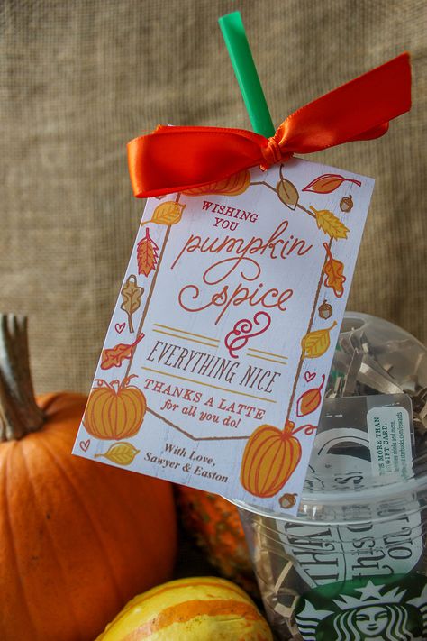 Pumpkin Spice Thanks A Latte Gift Idea  - Just Add Confetti Thanksgiving Teacher Gifts, Fall Teacher Gifts, Diy Gifts For Christmas, Teachers Thanksgiving, Teacher Holiday Gifts, Unique Gift Cards, Teacher Gift Tags, Spice Gift, Pumpkin Spice And Everything Nice