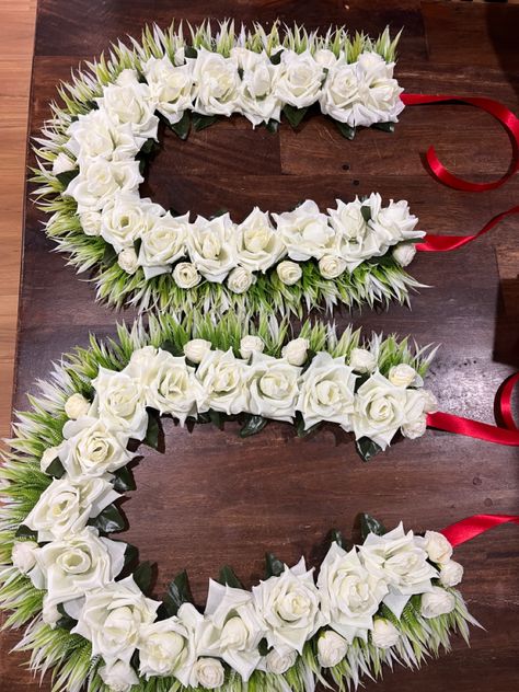 Samoan Wedding Ideas, Polynesian Graduation, Tongan Wedding, Samoan Wedding, Wedding Lei, Homecoming Mums Senior, Ribbon Lei, Graduation Leis, Homecoming Mums