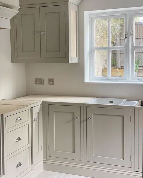 Little Greene Slaked Lime - Dark 151 kitchen cabinets Slaked Lime Dark, Slaked Lime, Dark Paint, Green Kitchen Cabinets, Dark Kitchen, Kitchen Paint Colors, Little Greene Paint, Kitchen Cabinet Colors, Kitchen Doors