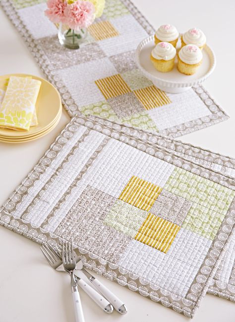 102677037_82060351976e4a17b9746c9511c7848c15f8a644_web Fun Table Runner, Quilted Placemat Patterns, Table Topper Patterns, Quilted Table Runners Patterns, Place Mats Quilted, Placemats Patterns, Table Runner Pattern, Table Runner And Placemats, Quilted Table Runner