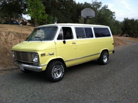 1971 Chevy Beauville Sportvan G20 V8 Low Mileage Classic Excellent condition, image 1 Moto Van, Flower Van, Chevy Vans, Vans Painted, Chevrolet Van, Chevy Vehicles, Dodge Van, Chevy Van, 2014 Chevy