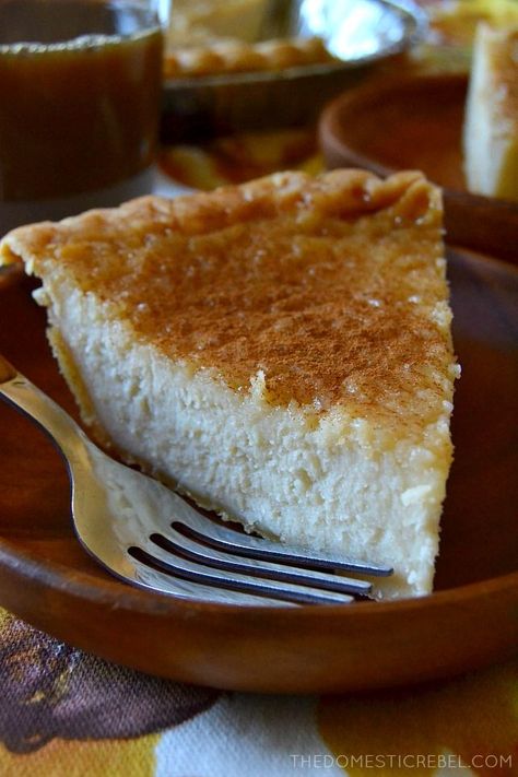 Sugar Cream Pie Recipe, Maple Pie, Sugar Cream Pie, Banana Cream Pie Recipe, Cinnamon Filling, Maple Recipes, Maple Syrup Recipes, Coconut Cream Pie Recipes, Slice Of Pie