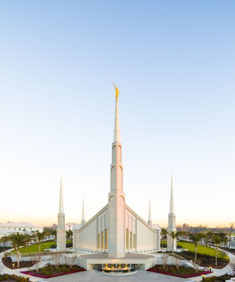 Lds Temple Pictures, Later Day Saints, Mormon Temples, Temple Pictures, Church Pictures, Mormon Temple, Lds Church, Lds Temples, Church Of Jesus Christ