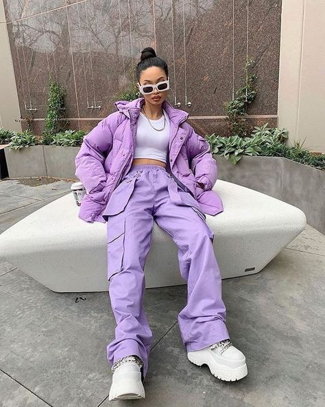 Pastel Streetwear, Sporty Spice, Purple Fits, K Fashion, Purple Outfits, Tomboy Style Outfits, Streetwear Fashion Women, Tomboy Fashion, Mode Inspo