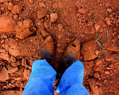 Red Clay Aesthetic, Wondering Why Red Clay Strays, Georgia Red Clay, Aesthetic Bathrooms, Red Clay Texture, Parks Aesthetic, Red Dirt Country, Material Reference, Style Roots