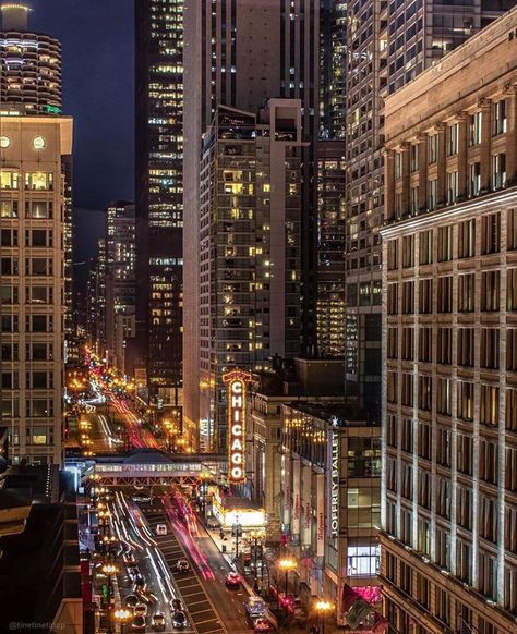 Chicago Core Aesthetic, Chicago Apartment Aesthetic, Cities Aesthetic, Chicago Life, Chicago Night, Chicago Downtown, Chicago Aesthetic, Chicago At Night, Chicago Apartment