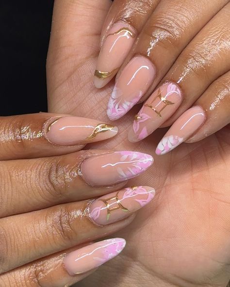 Gemini szn ♊️ ✨ Click “book now” button in bio to book for June 🌸 @nailedbyjb #nails #reels #gtanails #gtanailtech #nailsnailsnails #caledonnails #caledonnailtech #bramptonnails #bramptonnailtech #explore #explorepage #bodgyalnails Gemini Nails Designs, Gemini Nails, Gemini Szn, Horror Nails, Fashion Inspiration Design, Nails Designs, Nail Tech, Nails Inspiration, Pretty Nails