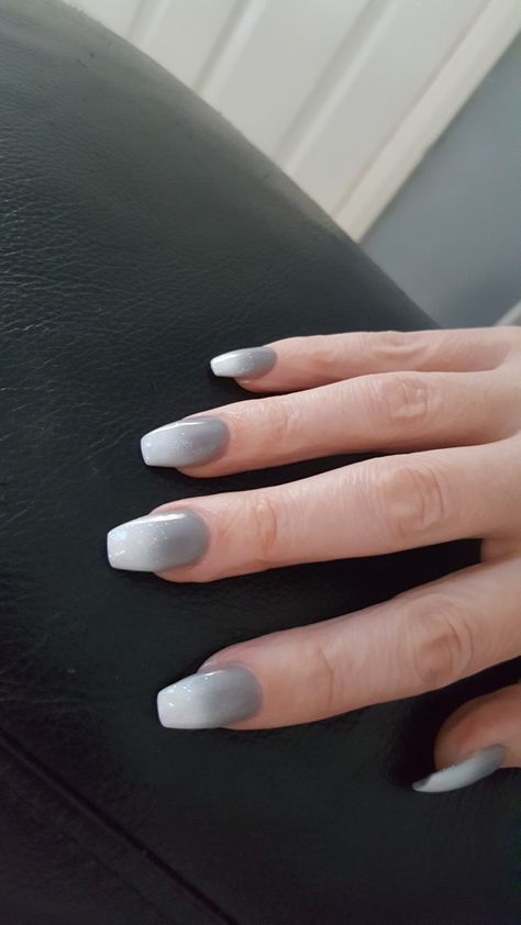 Nails Grey Ombre, Ombre Nails Grey, Grey Ombre Nails, Acrylics Nails, Nails Grey, Unghie Sfumate, Nails Ombre, Ombre Acrylic Nails, Ombre Nail Designs