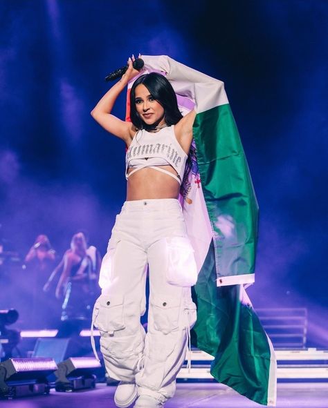 Becky G Concert, Consert Outfits, Becky G Style, Bartender Outfit, Becky G Outfits, Cute Concert Outfits, Movie Inspired Outfits, Preformance Outfits, Cher Lloyd