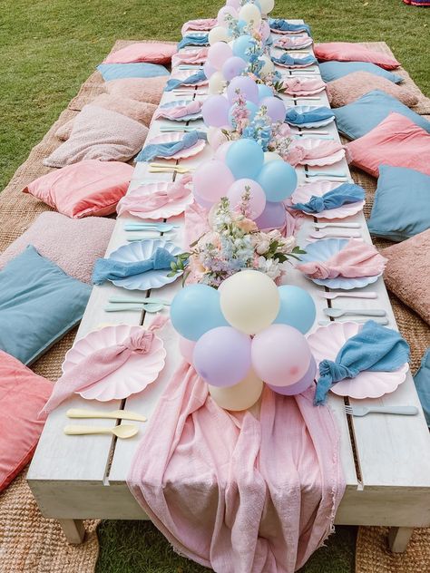 Pastel Picnic — ESTILO & CO Pastel Color Picnic, Pastel Table Setting Birthday Parties, Unicorn Birthday Setup, Pastel Picnic Aesthetic, Cinamoroll Party Ideas, Picnic Table Set Up, Baby Shower Picnic Ideas, Pastel Blue Birthday Party, Picnic Kids Party