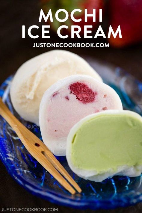 Desserts Japanese, Mochi Ice, Mochi Recipe, Japanese Desserts, Mochi Ice Cream, Easy Japanese Recipes, Ice Cream At Home, Japanese Recipes, Gateaux Cake