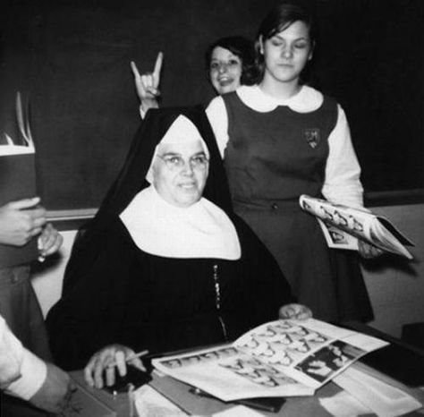 I went to Catholic school back when the mass was in Latin and nuns were our teachers. Funny Family Photos, Catholic School, Pictures Of The Week, Family Humor, Six Feet Under, The Good Old Days, Bad Girl, Hard Rock, Madonna