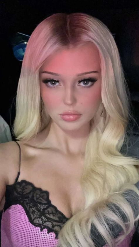 Barbie World, Barbie inspo makeup, Barbie makeup, Makeup ideas inspo. Barbie Inspired, Barbie Core, Barbie Makeup, Inspired Makeup, Loren Gray, Makeup Transformation, + Core + Aesthetic, Beauty Ideas, Barbie World