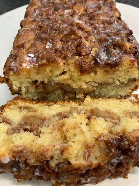 Chef Gordon Ramsay 🍰🍔🍖 | Cinnamon Swirl Apple Fritter Bread ❤️ | Facebook Thanksgivng Dessert, Apple Fritters Bread Recipe, Thanksgiving Desserts Apple, Cinnamon Swirl Bread Recipe, Swirl Bread Recipe, Fun Thanksgiving Desserts, Apple Cinnamon Bread, Apple Fritter Bread, Swirl Bread