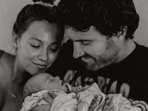 Brody Jenner and Tia Blanco are celebrating the birth of their first child. #TheHills #BrodyJenner #CaitlynJenner #KendallJenner #KylieJenner #LindaThompson Brandon Jenner, Brody Jenner, Linda Thompson, Robert Kardashian, Caitlyn Jenner, Good Morning Britain, Step Kids, Extended Family, Big Family