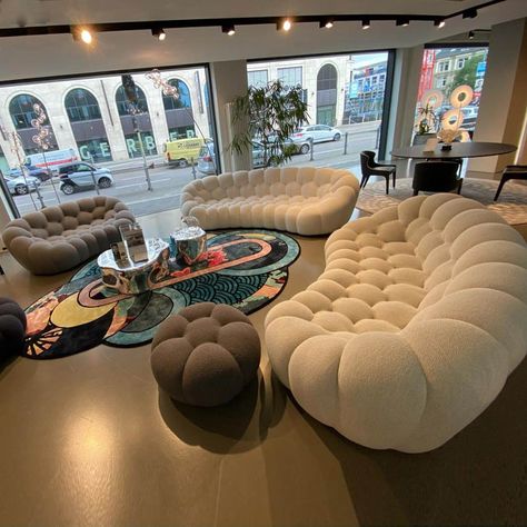 Latest Sofa Designs, Luxury Sofa Design, Wooden Sofa Designs, Modern Sofa Living Room, Luxury Furniture Living Room, Modern Sofa Designs, Roche Bobois, Living Room Sofa Design, Sofa Sets