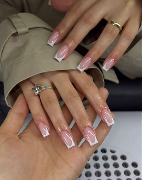 Smink Inspiration, French Tip Acrylic Nails, French Acrylic Nails, Classy Acrylic Nails, Short Square Acrylic Nails, Nagel Inspo, Square Acrylic Nails, Dream Nails, Fire Nails