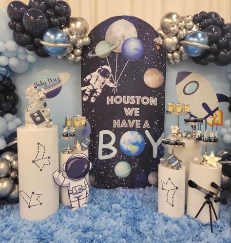 Outer Space Baby Shower, Themed Baby Shower Ideas, Boy Shower Themes, Astronaut Baby, Gender Reveal Baby Shower Themes, Unique Baby Shower Themes, Baby Shower Party Themes, Baby Boy Themes, Boy Baby Shower Ideas