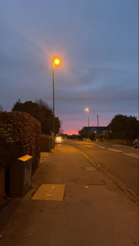 Walking into stubbington photo sunrise early morning walk 2023 Early Morning Dog Walk, Waiting Shed Aesthetic, Early Morning Vibes, Early Morning Walks Aesthetic, Sunrise Walk, Early Morning Walk, Morning Walk Aesthetic, Early Morning Sunrise, Morning Walks