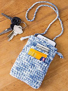 M01231_pickapocket_300_small2 Crochet Ideas To Sell Projects, Crochet Phone Cases, Crochet Mobile, Crochet Shell Stitch, Pattern Inspiration, Crochet World, Crochet Bags Purses, Cell Phone Case, Tunisian Crochet