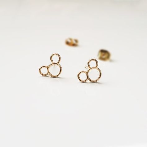 Earrings Disney, Disney Minimalist, Mouse Earrings, Mickey Earrings, Disney Earrings, Mickey Mouse Earrings, My Best Friend's Birthday, Star Gift, Disney Jewelry