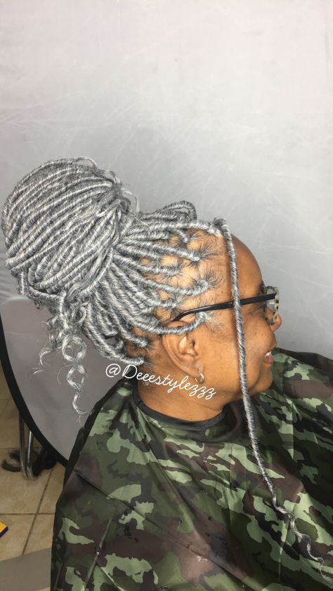 Hair Color Grey Silver, Grey Hair Braids, Locs Black Women, Women Locs, Ash Grey Hair, Grey Hair Color Silver, Braids With Shaved Sides, Hair Dye Tips, Hairstylist Hairstyles