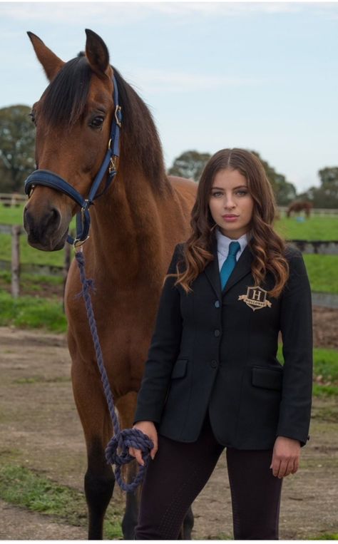 Free Rein Season 2, Free Rein Tv Show, Charlotte Jordan, Horse Girl Aesthetic, Free Rain, Horse Movies, Equestrian Supplies, Cute Horse Pictures, Free Rein