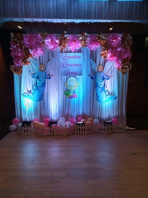 #communion #holycommunion #foamflowers #newdesign Communion Backdrop Ideas, Holy Communion Decorations, Communion Decor, Shimmer Wall Backdrop, Stage Ideas, First Communion Decorations, Communion Decorations, Holy Communion Dresses, Backdrop Decor