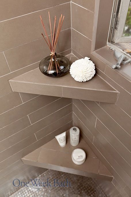 Corner Built Ins, Corner Built In, Shelves Corner, Top Bathroom Design, Corner Toilet, Shower Storage, Contemporary Bathroom Designs, Bathroom Accessories Sets, Shower Shelves