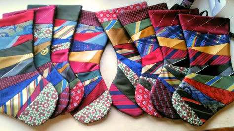 Me and My Stitches: These stockings are made from my grandpa's neck ties. Neck Tie Projects, Old Neck Ties, Diy Necktie Projects, Tie Quilts, Mens Ties Crafts, Tie Art, Quilts Christmas, Necktie Quilt, Tie Pillows