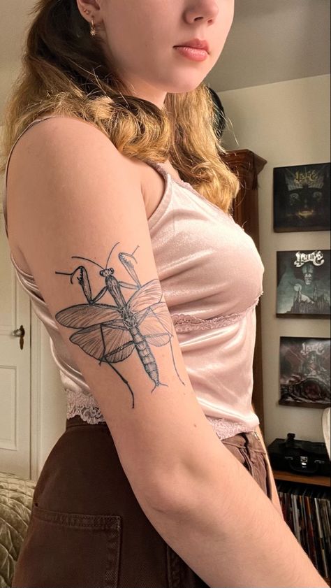 my tattoo!! Praymantis Tattoos, Unique Insect Tattoo, Entomology Tattoo, Praying Mantis Tattoo Design, Bug Sleeve Tattoo, Praying Mantis Tattoo Traditional, Fine Line Bug Tattoo, Preying Mantis Traditional Tattoo, Orchid Mantis Tattoo