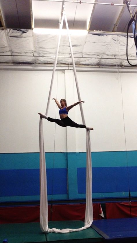 Aerial silks training: split balance Silks Aerial, Training Split, Silk Image, Aerial Acrobatics, Aerial Dance, Aerial Arts, Aerial Silks, Art Theme, 2024 Vision