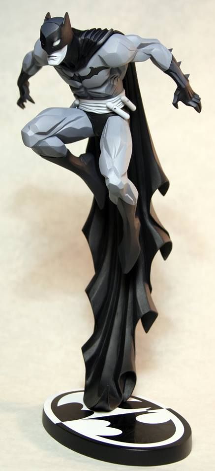 Dc Statues, Batman Statue, Character Statue, Toy Sculpture, Batman Wallpaper, The Batman, 3d Modelling, Figurative Sculpture, 3d Characters