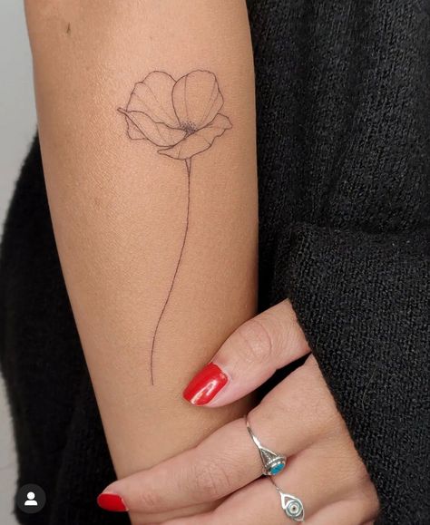 Delicate Flower Tattoo, Fineline Tattoos, Animal Tattoo Ideas, Lavender Tattoo, Orchid Tattoo, Chic Tattoo, Mom Tattoo Designs, Poppies Tattoo, Petite Tattoos