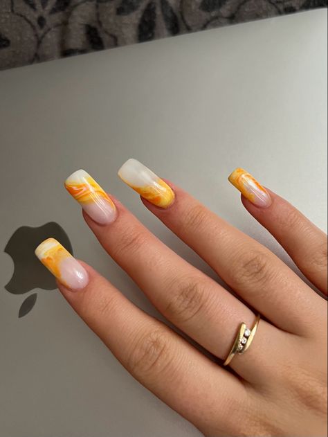 White Yellow Nails, White And Orange Nails, Yellow Ombre Nails, Milky Nails, Yellow Ombre, White Ombre, White And Orange, Orange Nails, Yellow Nails