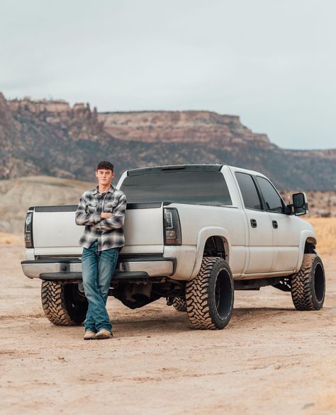 Senior boys and their toys, which tend to usually include some kind of truck 😂 Currently booking class of 2025 & 2026 seniors 🎓 #seniorpictures #seniorphotographer #grandjunction #grandjunctionphotographer #coloradoseniorphotographer Senior Pictures With Pickup Truck, Senior Pictures With A Truck, Guys Senior Pictures Poses With Truck, Guy Senior Photos With Truck, Senior Picture Ideas For Guys With Truck, Country Boy Photoshoot, Boy Senior Pictures With Truck, Truck Photoshoot Ideas For Guys, Photoshoot Ideas With Truck