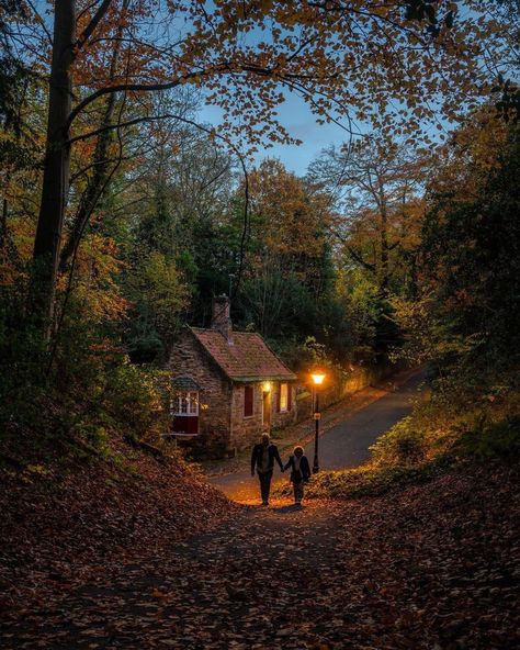 Prebends Cottage, Durham🍁 Durham England, Fall Mood, Season Of The Witch, Autumn Scenery, Best Seasons, We Fall In Love, Autumn Vibes, Autumn Halloween, Autumn Cozy