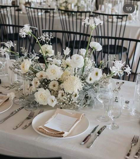 2023 Black And White, White Wedding Flowers Centerpieces, White Floral Centerpieces, Gypsophila Wedding, White Centerpiece, Bridal Table, Neutral Wedding, Floral Arrangements Wedding, Toronto Wedding