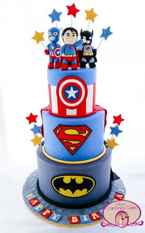 . Más Comic Cake Ideas, Spiderman Cakes, Ideas For Birthday Party, Comic Cake, Cake Paris, Superman Cakes, Lego Avengers, Marvel Cake, Torte Cupcake