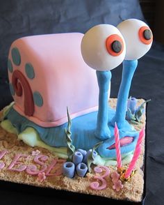 Snail Cake, Spongebob Squarepants Cake, Spongebob Squarepants Party, Spongebob Birthday Cake, Stunning Cakes, Spongebob Cake, Gravity Defying Cake, Spongebob Party, Spongebob Birthday